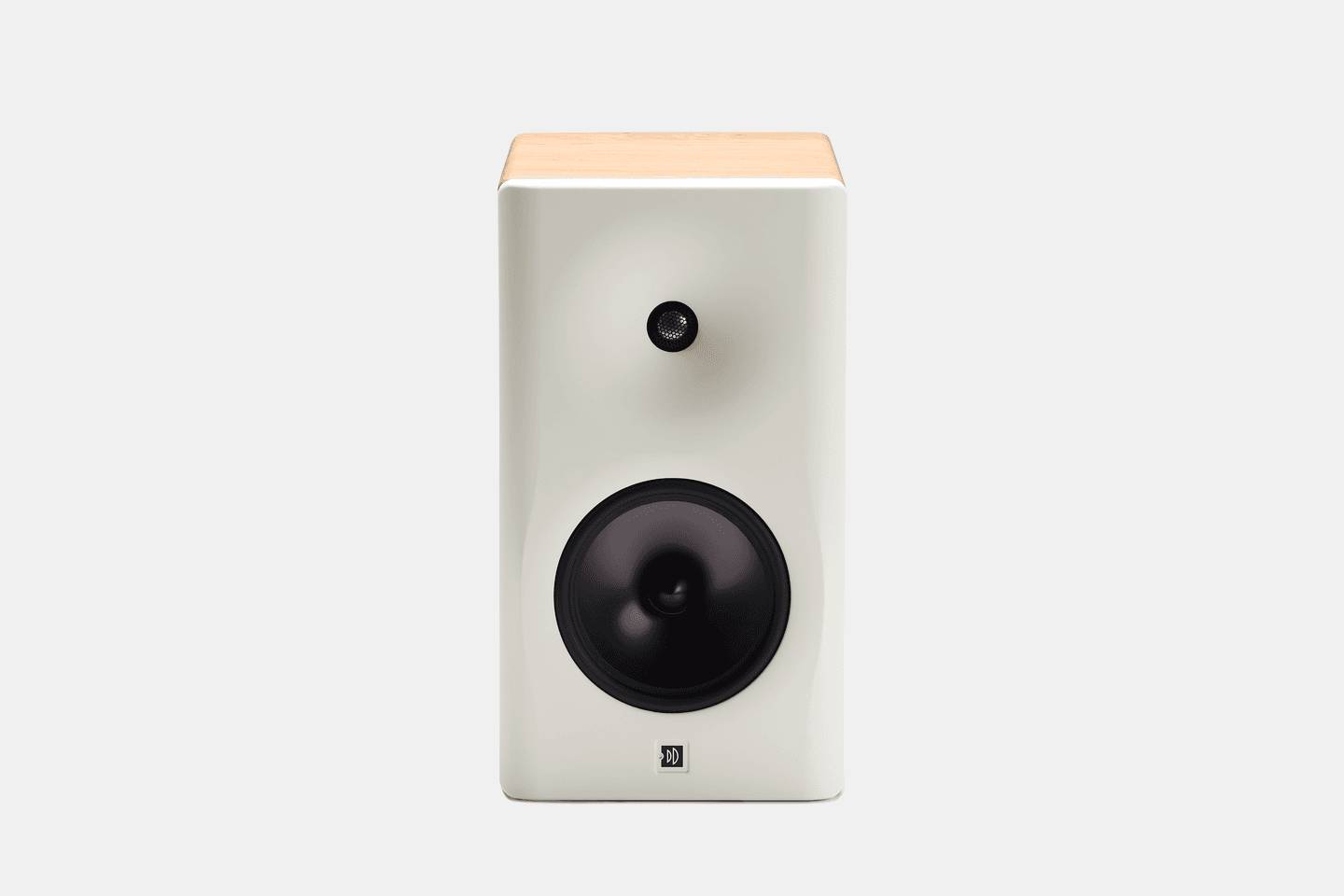 Dutch & Dutch 8c White / Natural Oak view 6