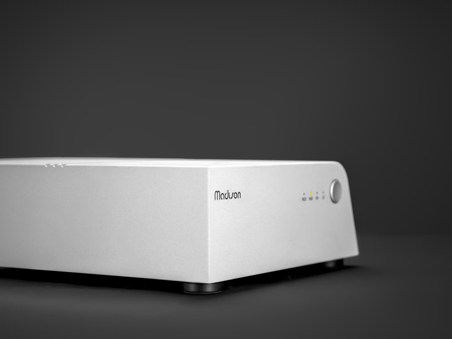 Wattson Madison Amplifier Light Gray view 3